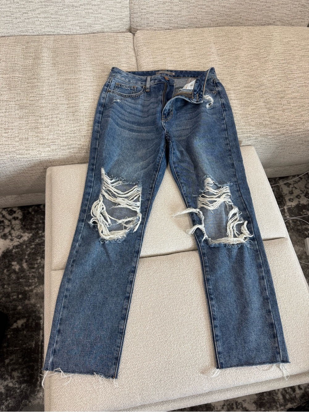 Just USA Distressed Boyfriend Jeans in Dark Blue